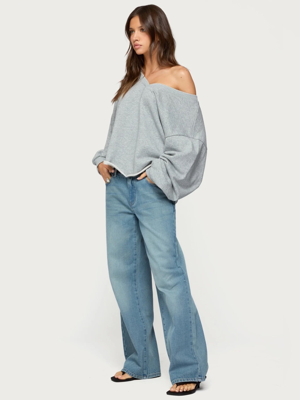 Edikted Raelynn Washed Low Rise Baggy Jeans - Picture 4 of 5